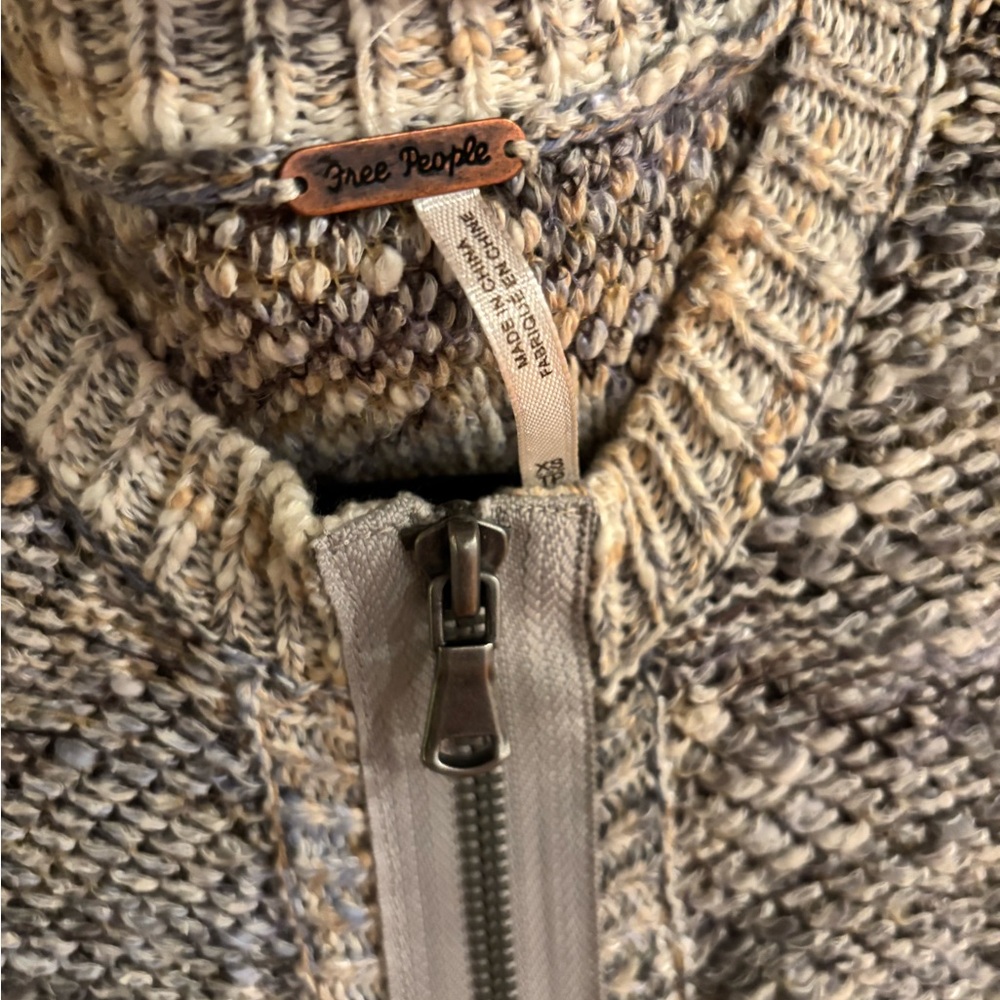 Free People Hearts Beep Zip Sweater Cardigan Women’s Raindrop Size XS - Picture 7 of 8
